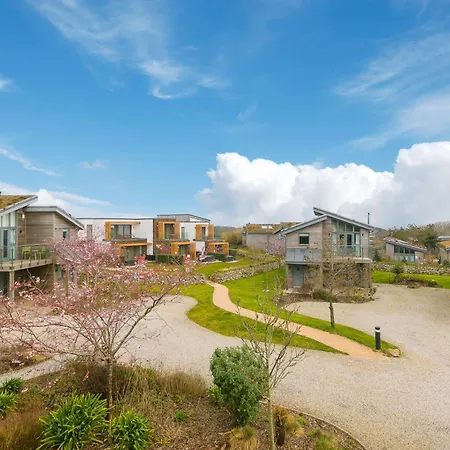 64 Holiday home *